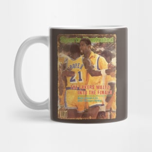 COVER SPORT - SPORT ILLUSTRATED - THE LAKERS WALTZ INTO THE FINLAS Mug